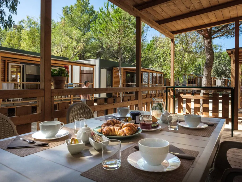 camping-la-masseria-mobile-home-comfort-exterior-ii