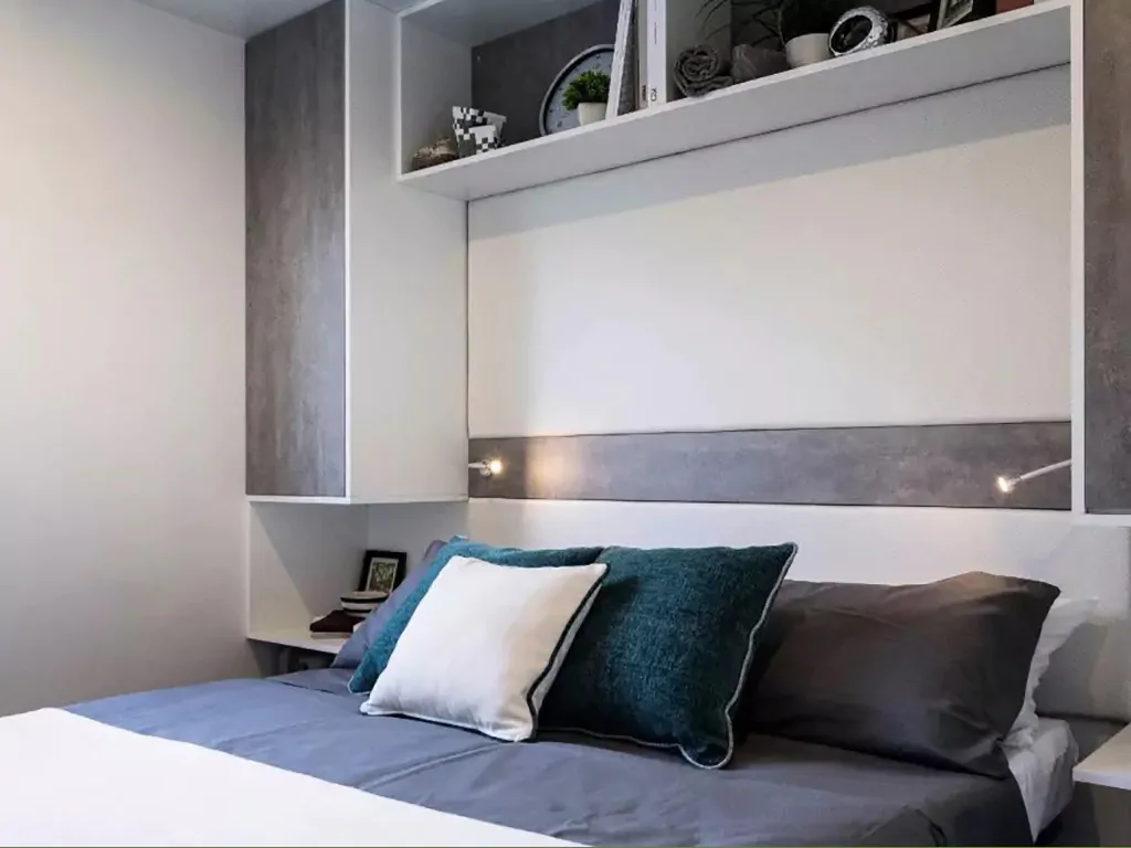 camping-la-scogliera-mobile-home-family-interior-bedroom