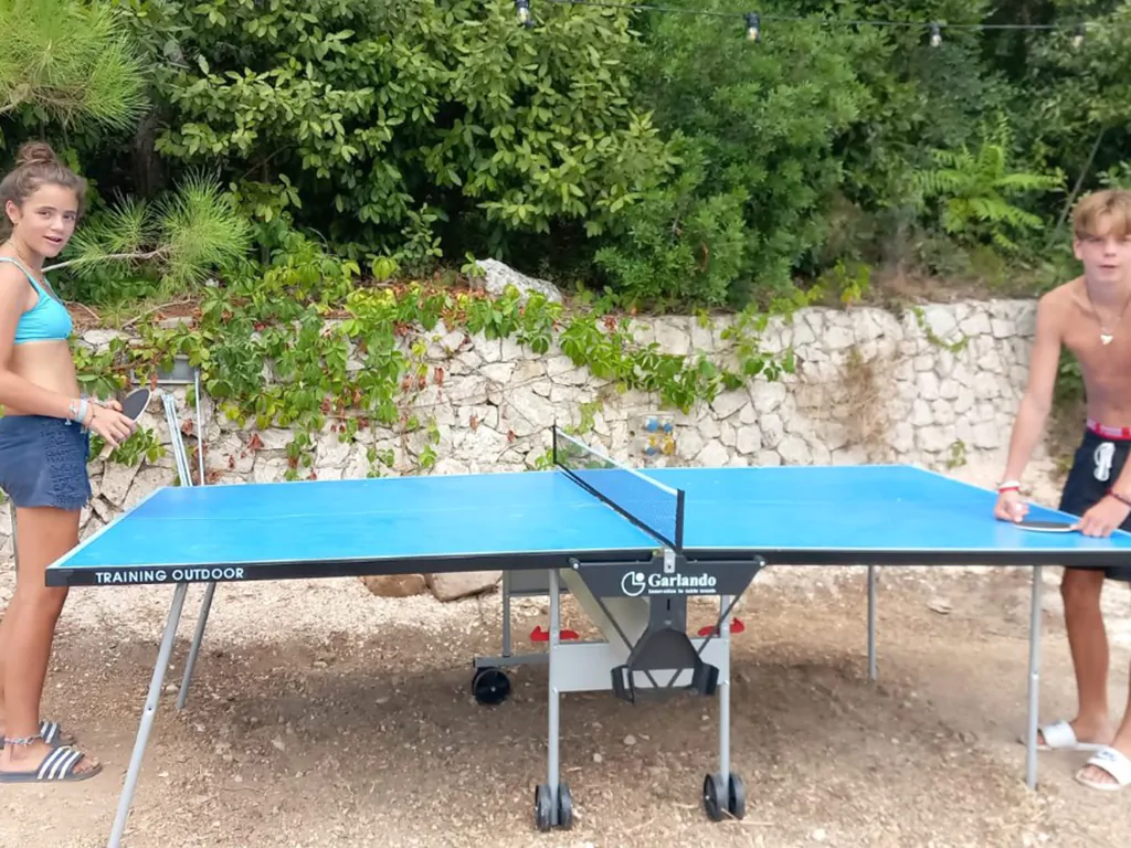 camping-la-scogliera-table-tenis
