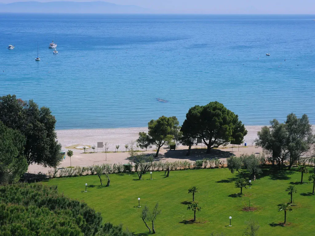 campsite-oliva-air-view-beach