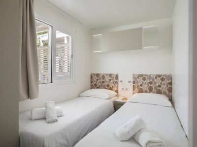 kamp-oliva-premium-for-6-single-beds-second-room