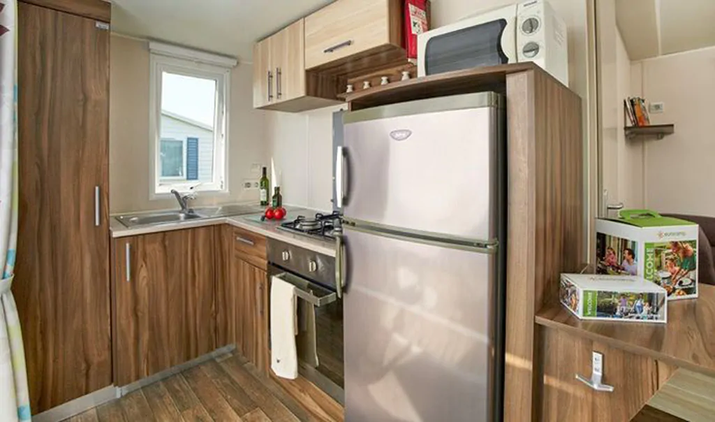 campsite-klenovica-comfort-interior-kitchen