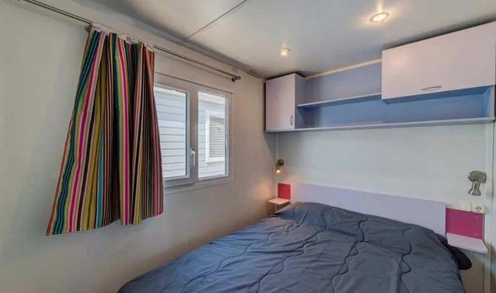 campsite-simuni-classic-interior-double-bed