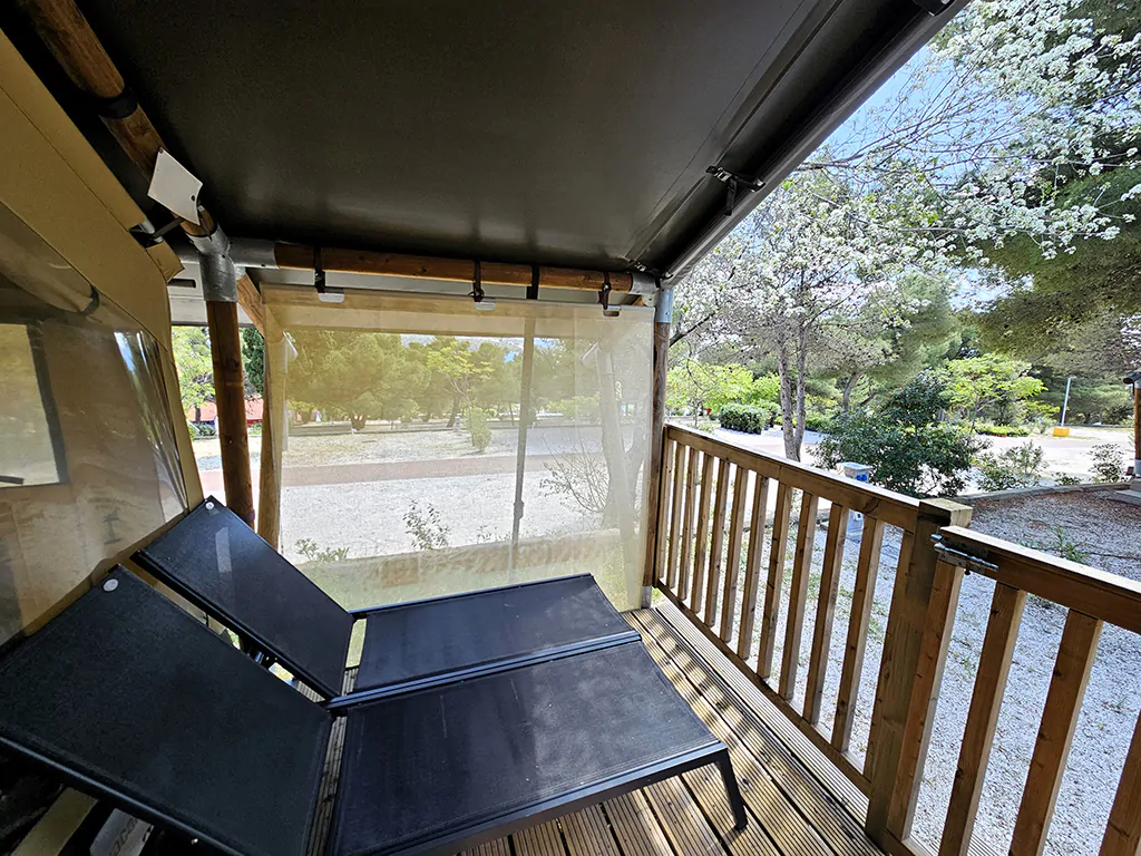 amadria-park-trogir-glamping-kalahari-terrace-sunbeds
