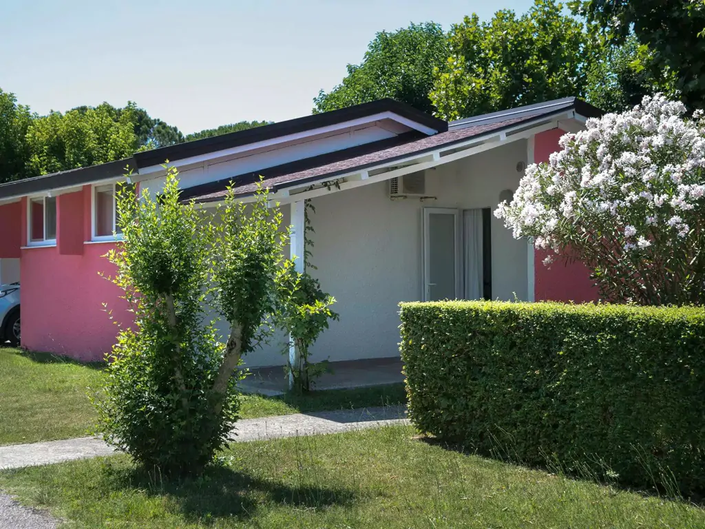 apartment-mini-villaggio-san-francesco-exterior-side-view