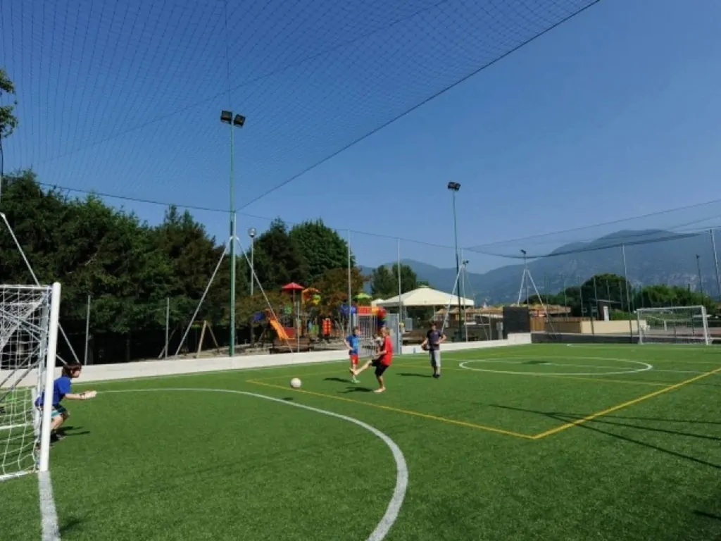 camping-del-sole-outdoor-activities-football
