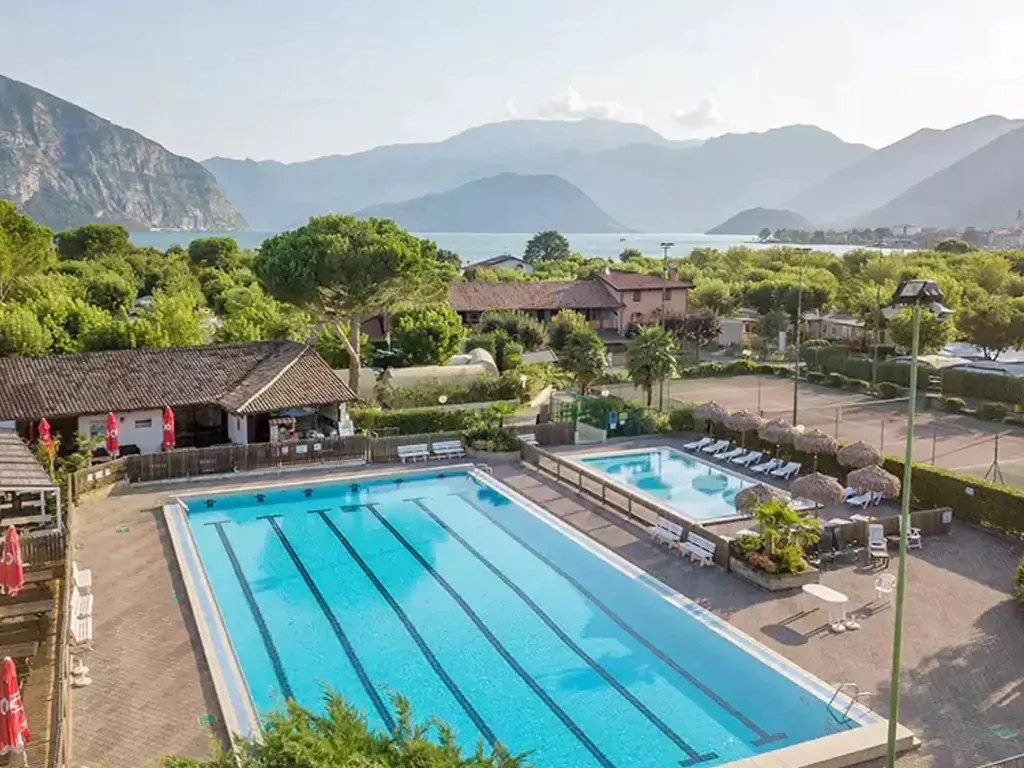 camping-del-sole-outdoor-pool