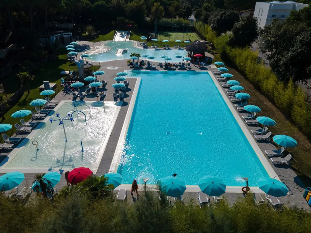 camping-malibu-beach-outdoor-pool-air-view