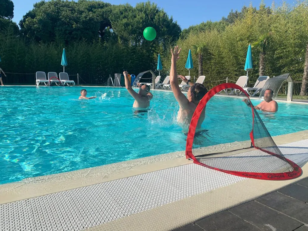 camping-malibu-beach-outdoor-pool-water-games