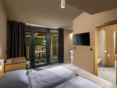 campsite-kacjak-holiday-home-bedroom