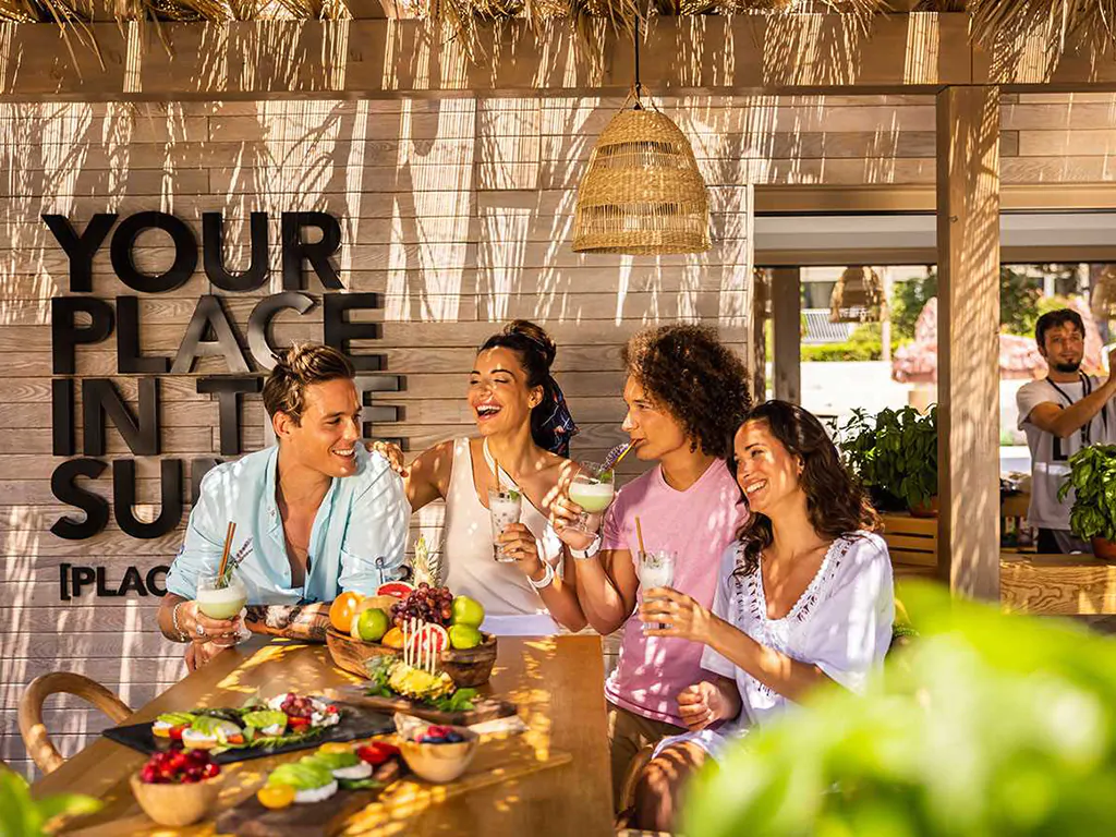 hvar-villas-resort-beach-bar-brunch-and-cocktails