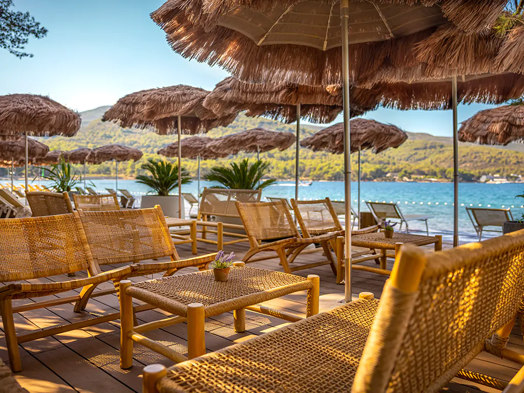 hvar-villas-resort-beach-bar