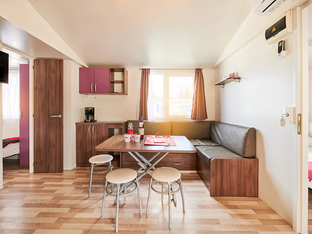 brioni-sunny-camping-interior-living-room