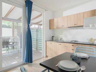 elements-camping-selce-studio-mobile-home-interior-kitchen