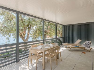 elements-camping-selce-superior-olive-sea-view-interior-terrace