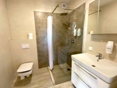 elements-selce-studio-mobile-home-for-5-interior-bathroom