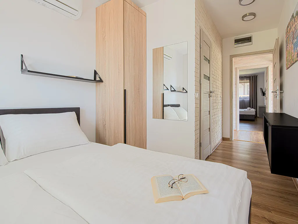 elements-selce-studio-mobile-home-for-4-interior-bedroom-i