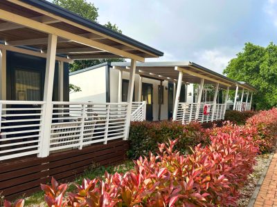 camping-naturist-ulika-mobile-home-premium-a-plus-exterior-row