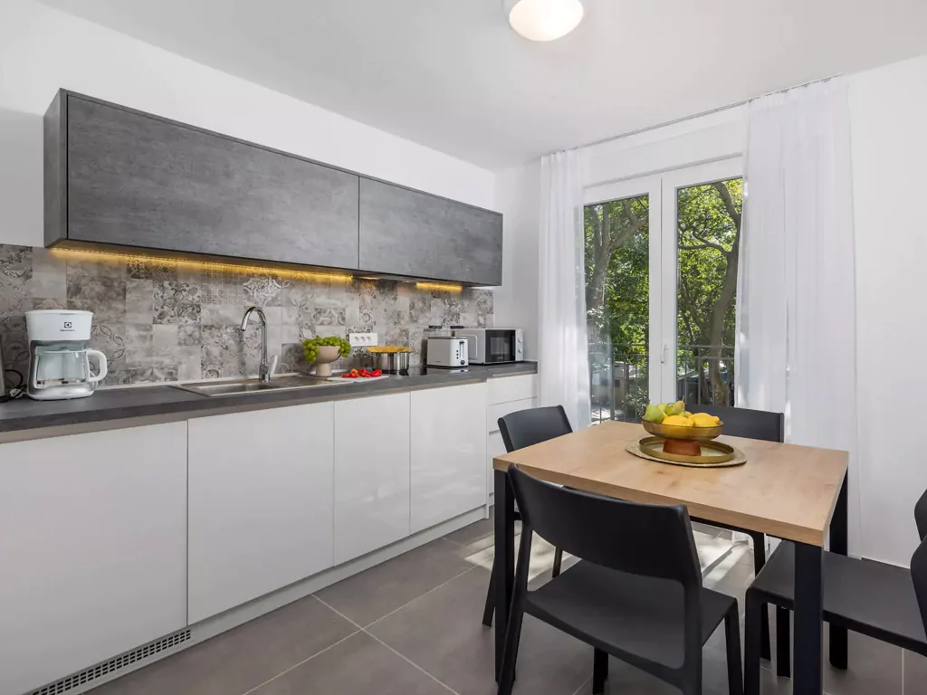 holiday-homes-campiste-ostro-interior-kitchen-2