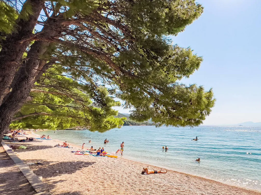 camping-dole-beach-iv