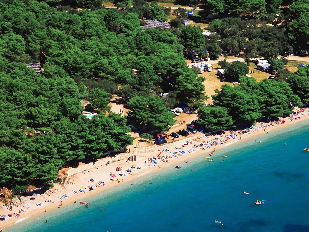 camping-dole-beach-vi