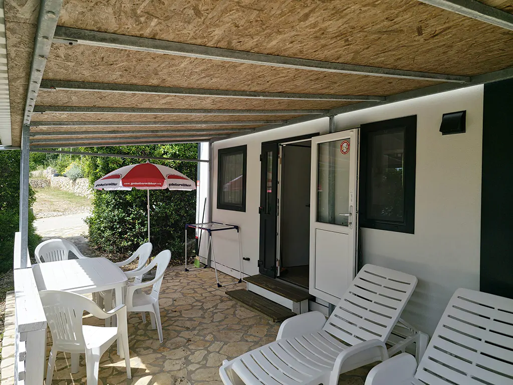 camping-slatina-mobile-home-premium-a-exterior