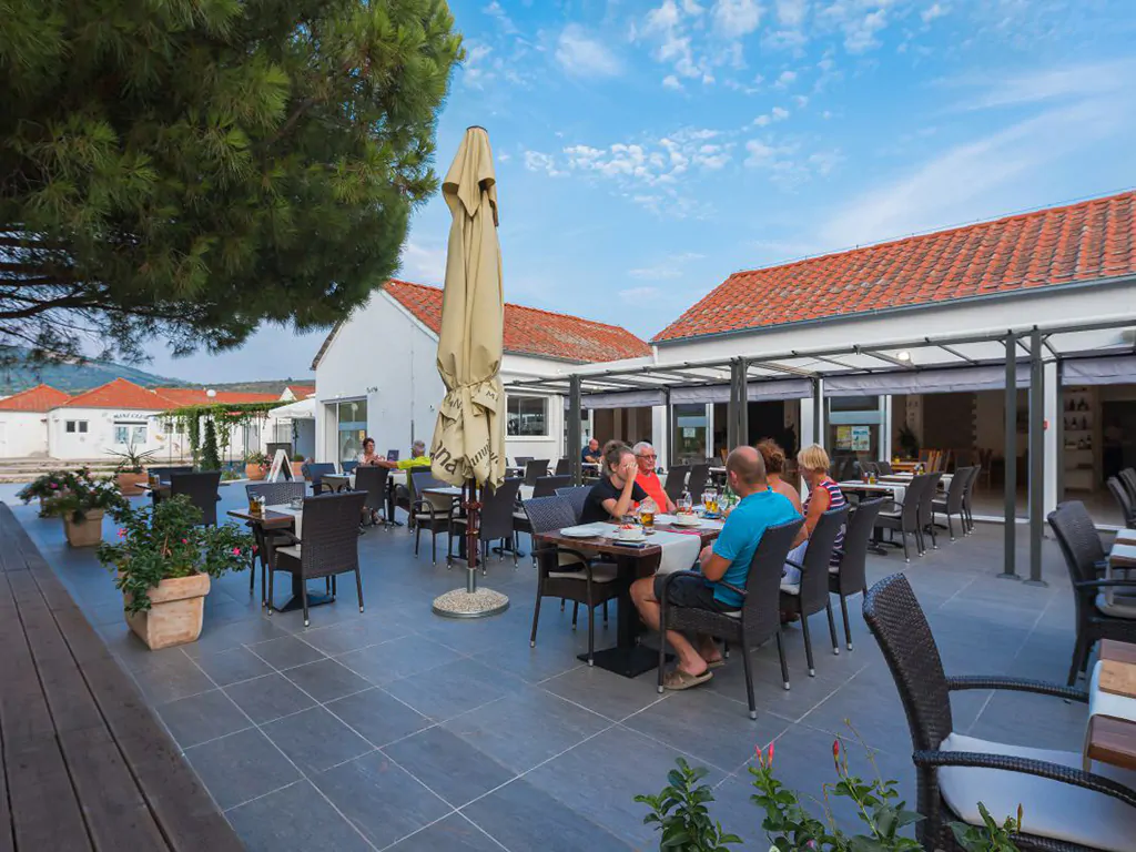 campsite-adriatic-restaurant-iii