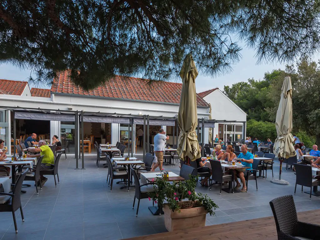 campsite-adriatic-restaurant