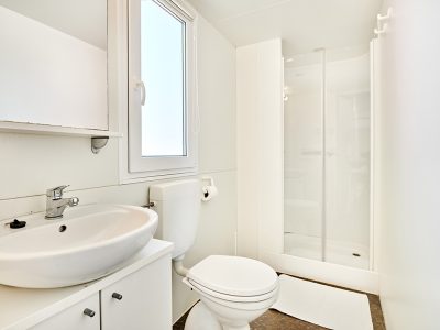 mobile-home-classic-a-interior-bathroom-4