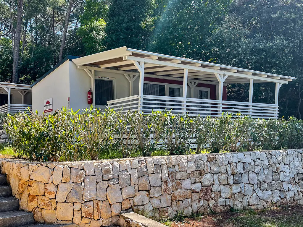 camping-bijar-premium-i-exterior-front-view