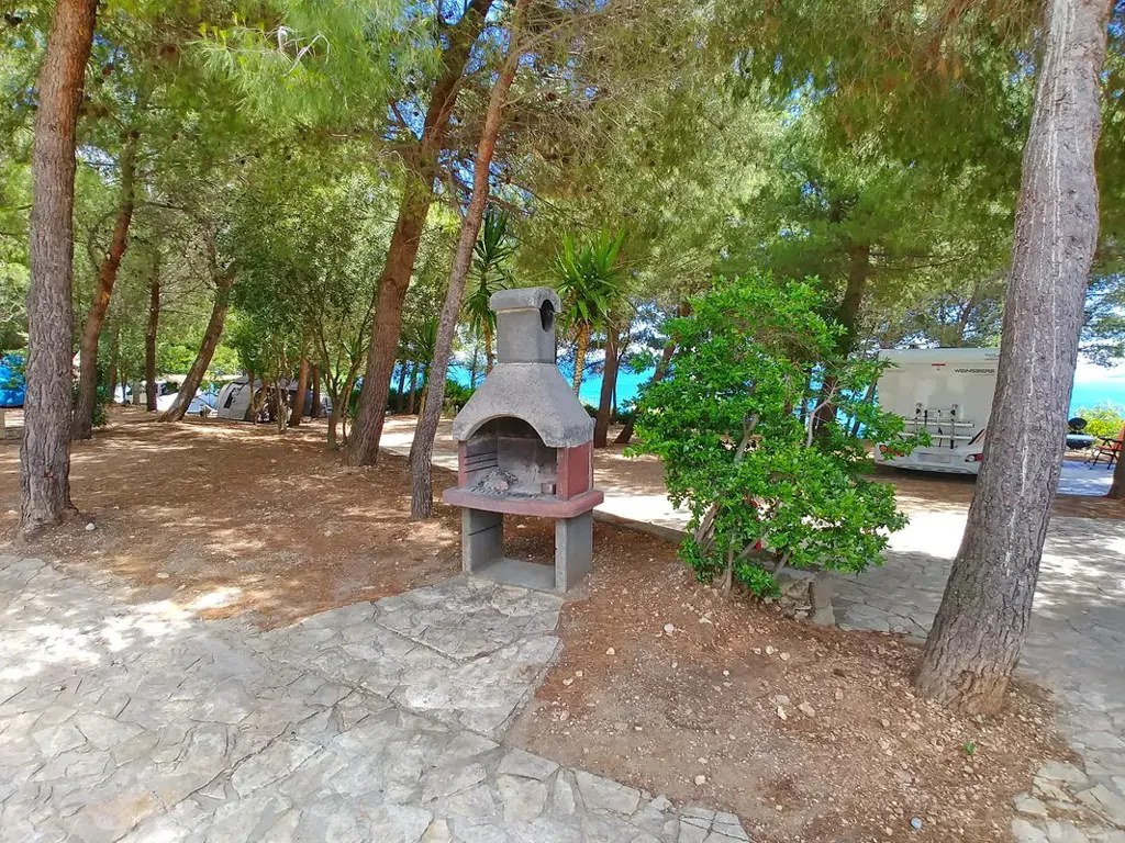 camping-nevio-bbq