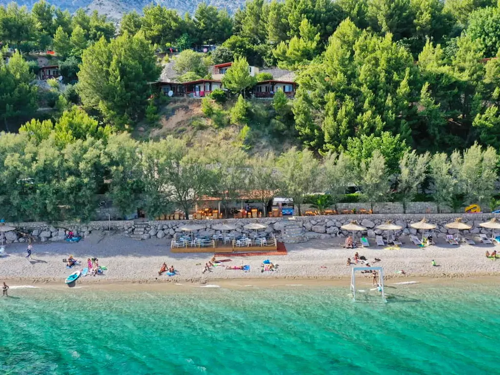 camping-nevio-beach