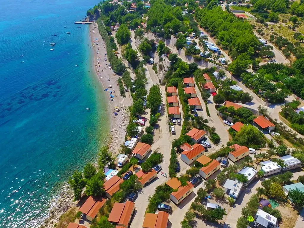 camping-nevio-birds-eye-view-mobile-homes