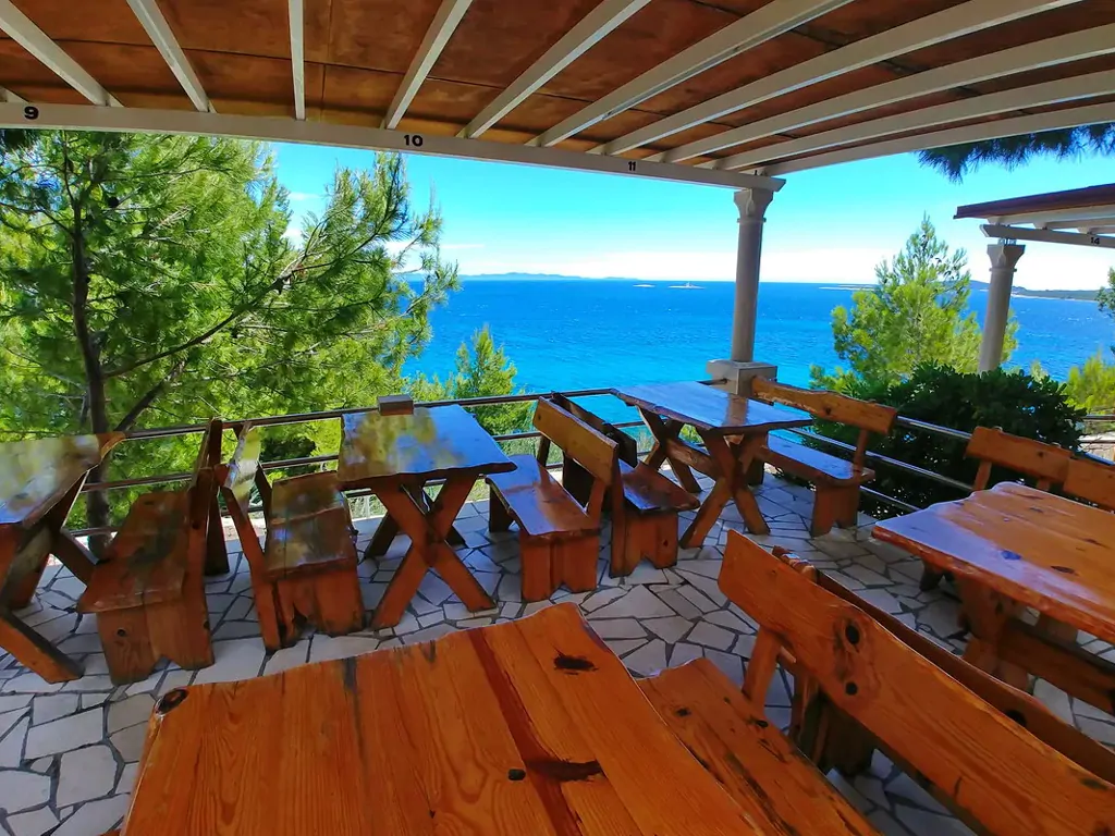 camping-nevio-restaurant