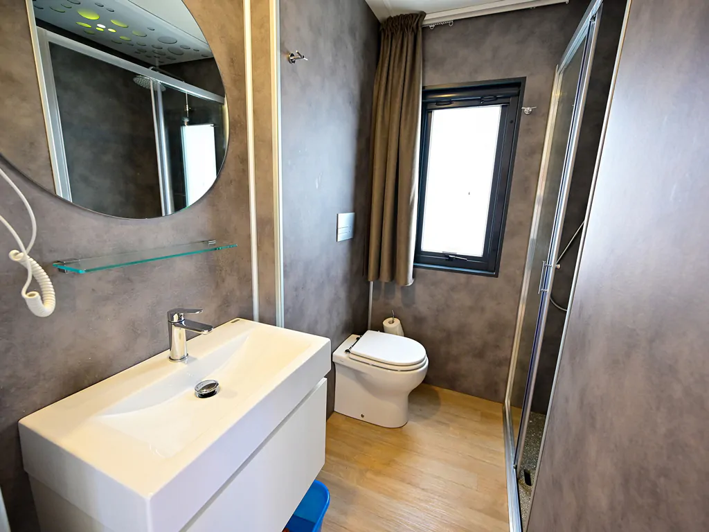 premium-n-cikat-interior-bathroom