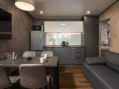 elements-camping-selce-mobile-home-mare-exclusive-spa-seaside-kitchen