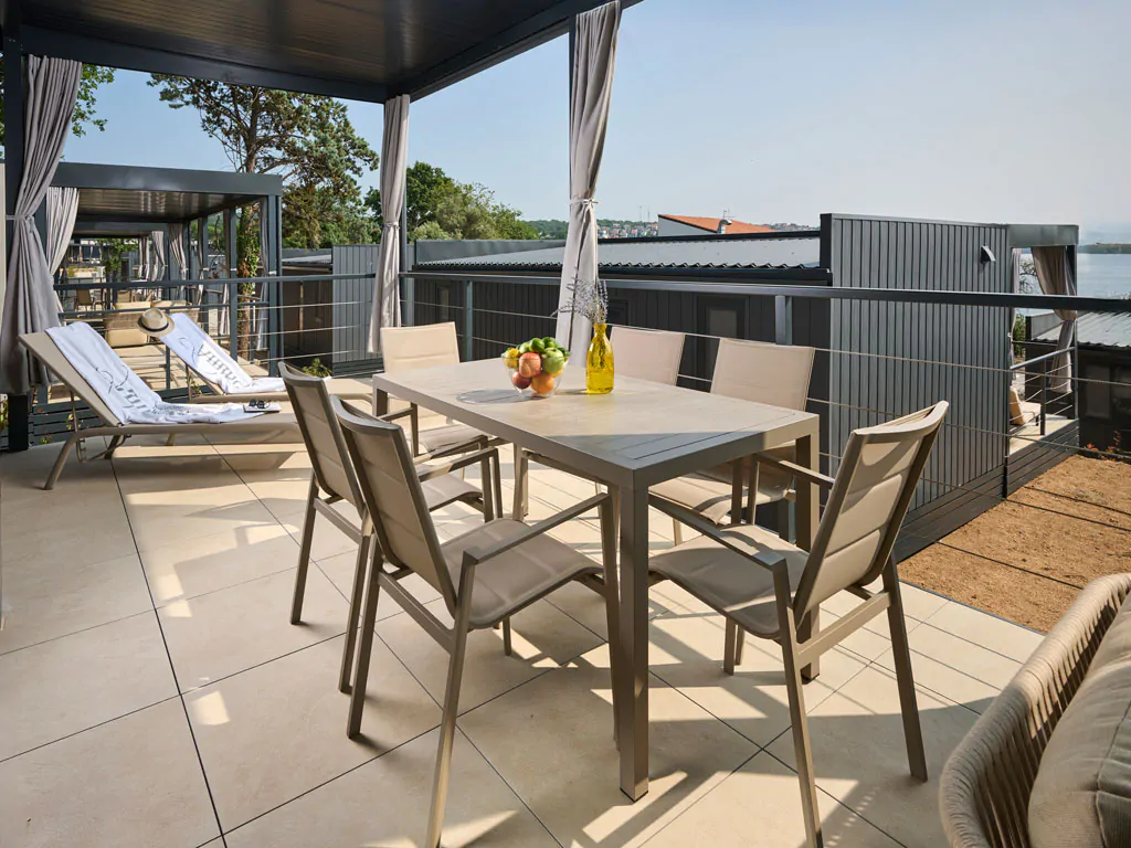 aminess-atea-mobile-home-premium-exterior-terrace-view