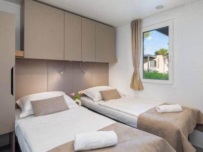 aminess-avalona-comfort-holiday-home-interior-bedroom-single-bed