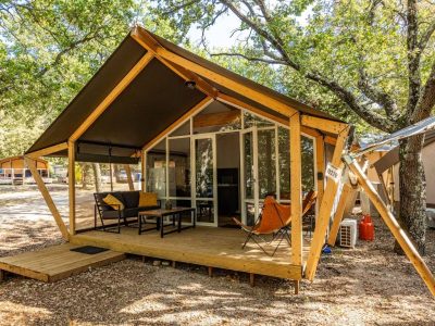 camping-bijela-uvala-glamping-tent-safari-tent-bella-vista-exterior-glamping-tent
