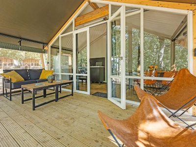 camping-bijela-uvala-glamping-tent-safari-tent-bella-vista-exterior-terrace