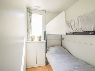 camping-lanterna-mobile-home-malta-interior-bedroom-2