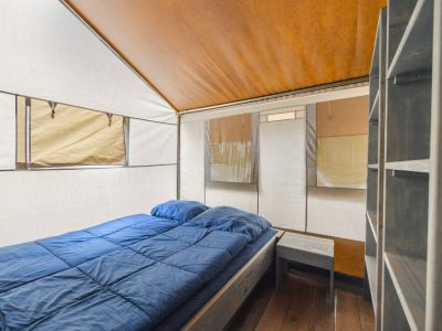 camping-valkanela-luxury-safari-tent-double-bed