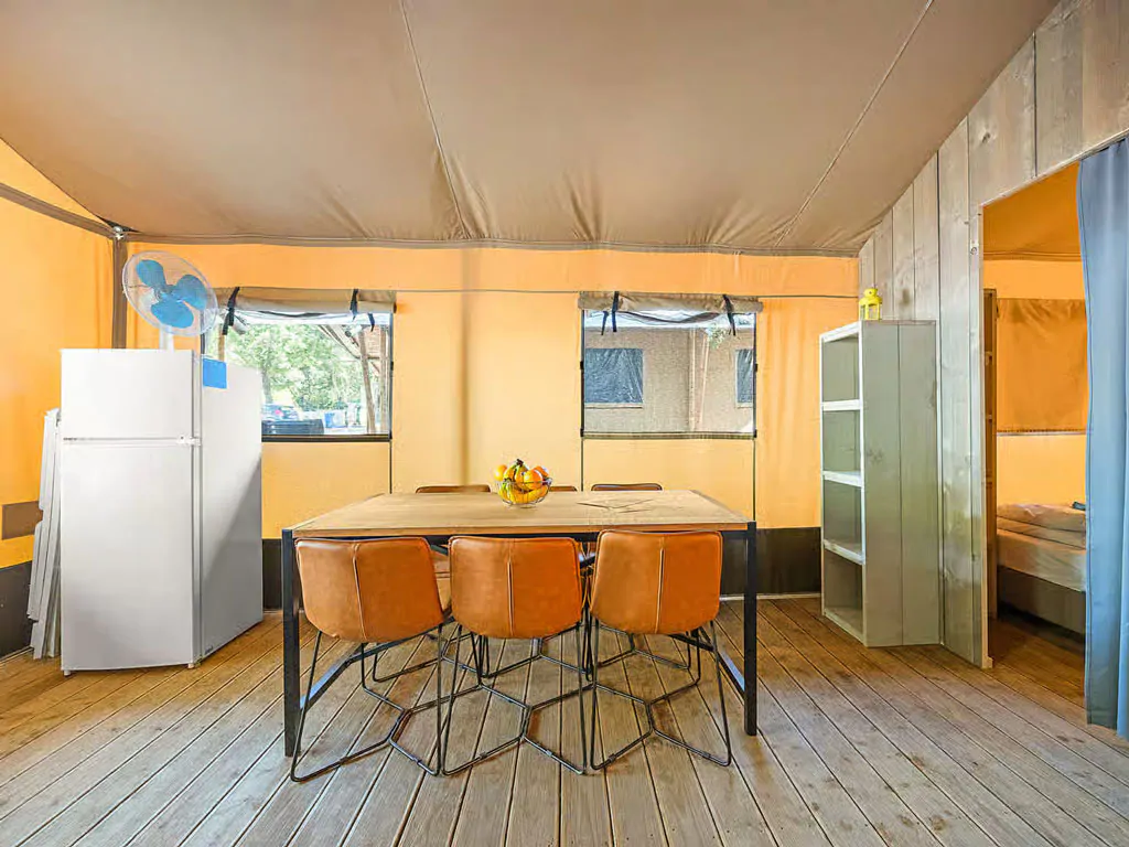 campsite-bijela-uvala-glamping-safari-tent-lodge-6-persons-interior-desk-2