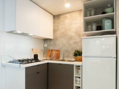 campsite-bijela-uvala-mobile-home-funtana-kitchen