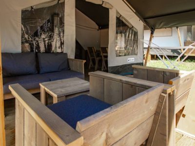 campsite-bijela-uvala-safari-tent-terrace-lounge