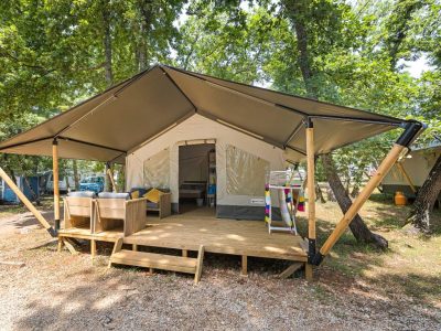 campsite-park-umag-safari-tent-comfort-exterior-i