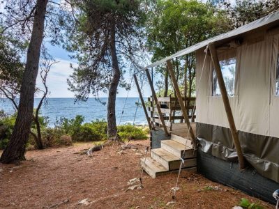 fkk-koversada-luxury-safari-tent-exterior-side-view