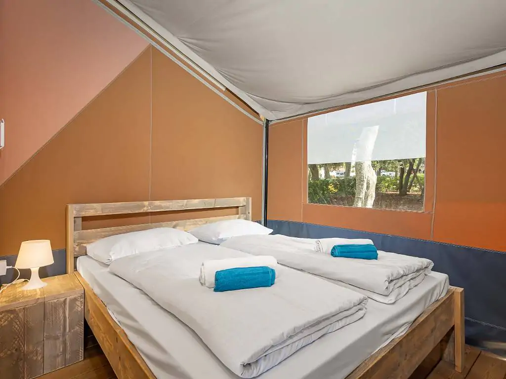 fkk-naturist-campsite-ulika-safari-tent-s-arico-doule-bed