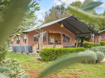 fkk-naturist-campsite-ulika-safari-tent-s-arico-side-view