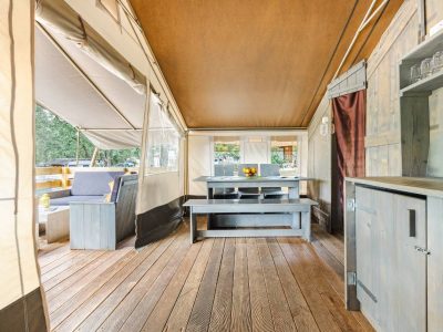 fkk-solaris-safaritent-kitchen-i